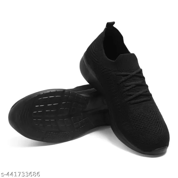 Black sports shoes for men